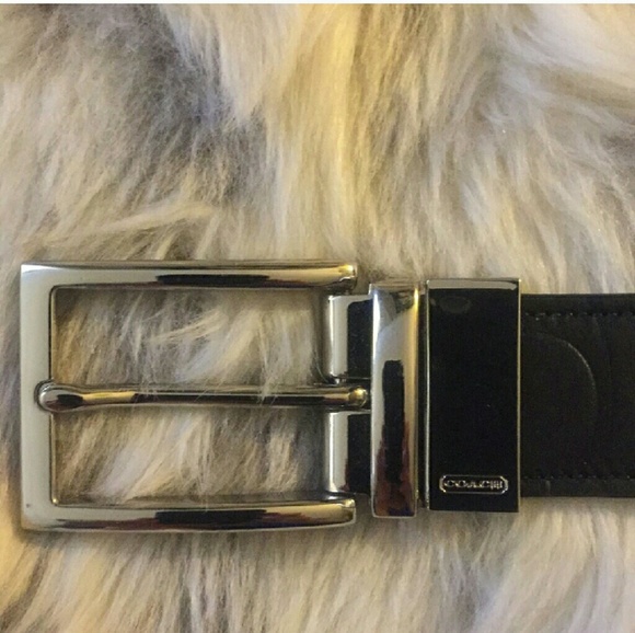 COACH Reversible Belt - Picture 2 of 7
